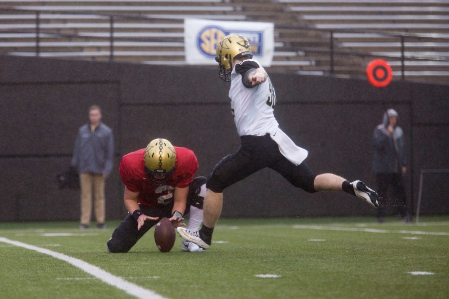 Kicker Ryley Guay attempts a field goal at the Commodore Spring Football game on Saturday, March 24, 2018. (Photo by Claire Barnett)