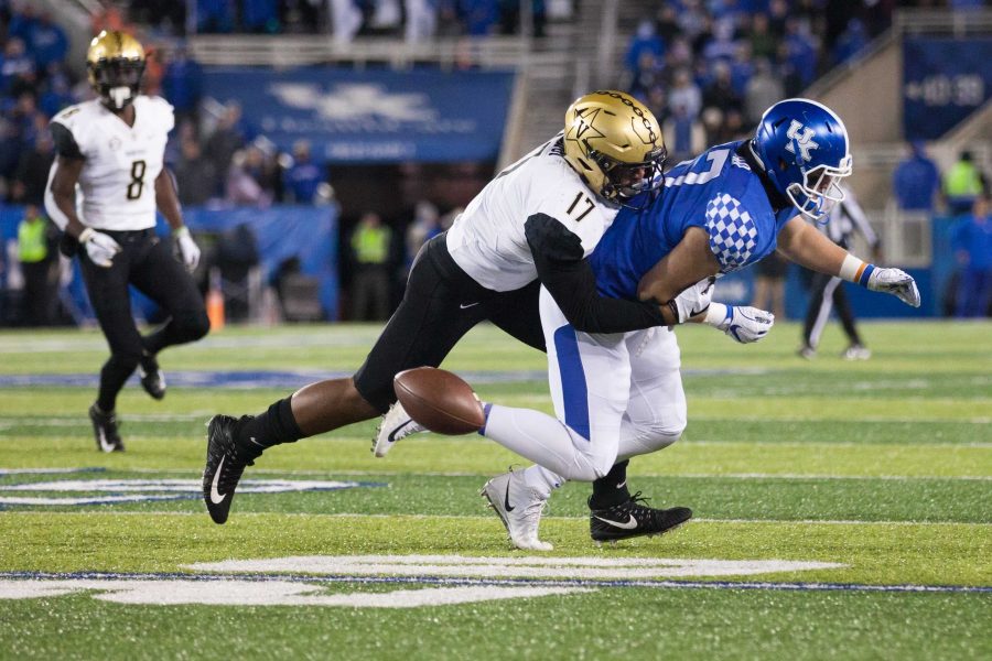 Vanderbilt loses to Kentucky in football on Saturday, October 20, 2018 in Lexington. The final score was 7-14. (Photo by Claire Barnett)