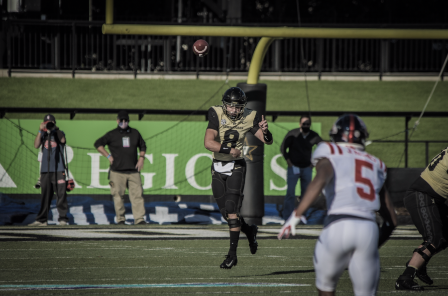 Ken Seals throws a pass down the field against Ole Miss. (Hustler Mutlimedia/Truman McDaniel)
