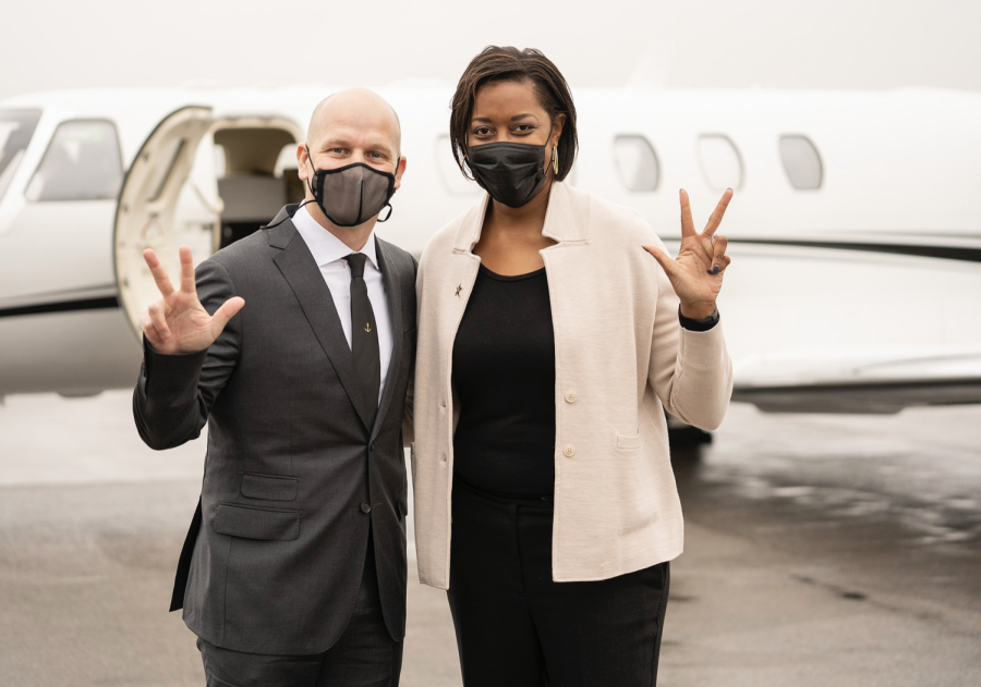 Clark Lea and Candice Storey Lee pose upon Lea's arrival to Nashville on Dec. 20, 2020. (Vanderbilt Athletics)