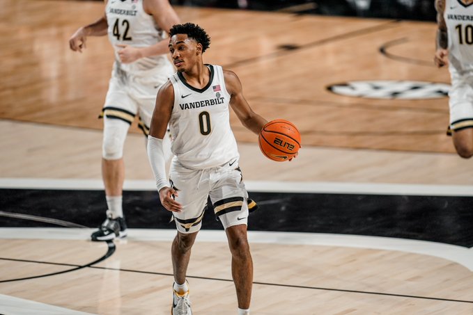 Tyrin Lawrence dribbling against Alabama on January 17, 2023 (Vanderbilt Athletics).