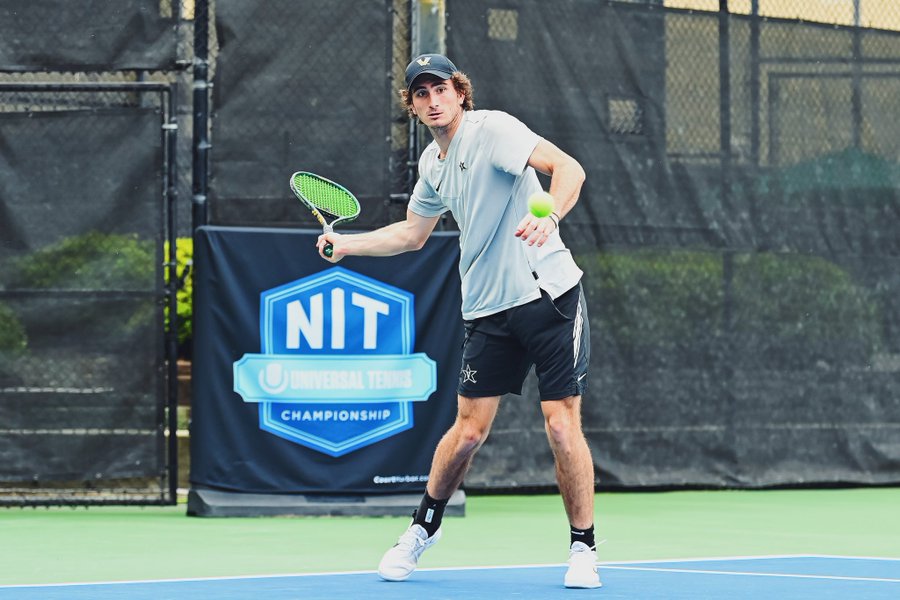 Vanderbilt Men's Tennis beats UC Davis to advance to the finals of the Universal Tennis NIT on May 19, 2023 (Vanderbilt Athletics)